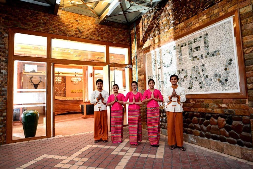 Hotel Thipaw Хзипо Экстерьер фото