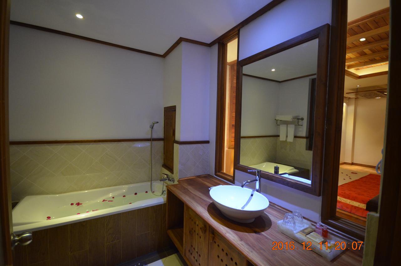 Hotel Thipaw Хзипо Экстерьер фото